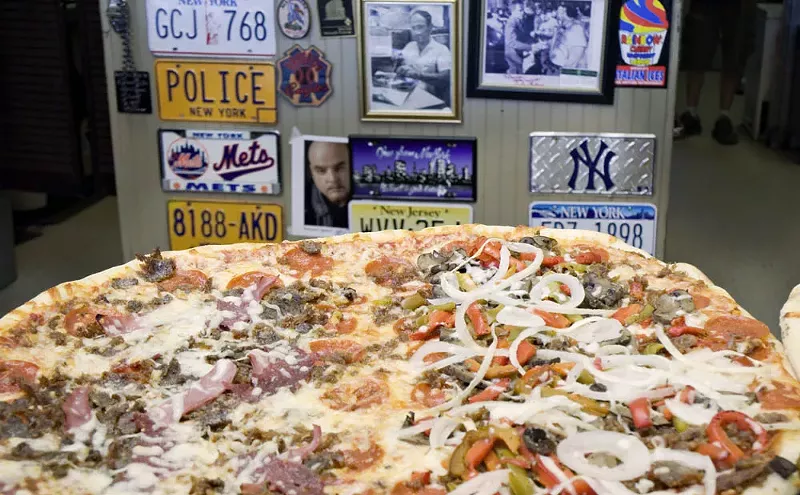 Image: Famous Ray's Pizza