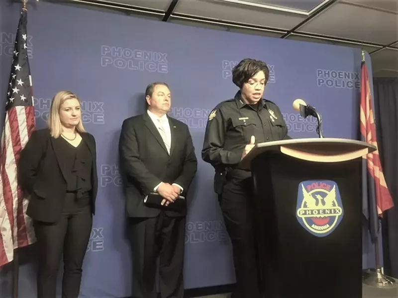 Image: Mayor Kate Gallego, National Police Foundation president Jim Burch, and Phoenix Police Chief Jeri Williams.