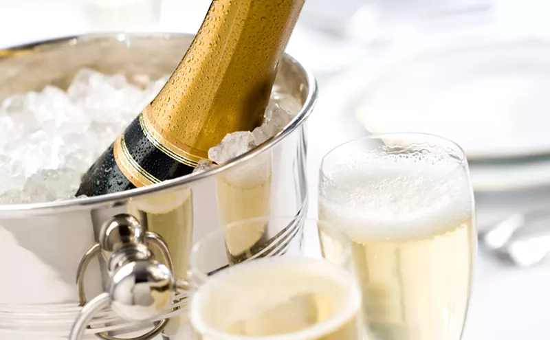 Image: Ring in 2022: 10 New Year's Eve Dining Deals in the Valley