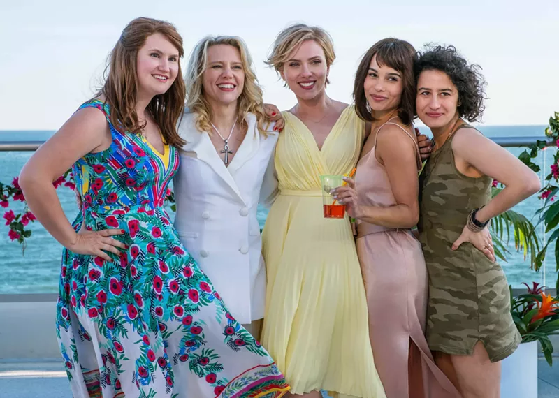 Image: Jillian Bell, Kate McKinnon, Scarlett Johansson, Zoë Kravitz, and Ilana Glazer in Rough Night.