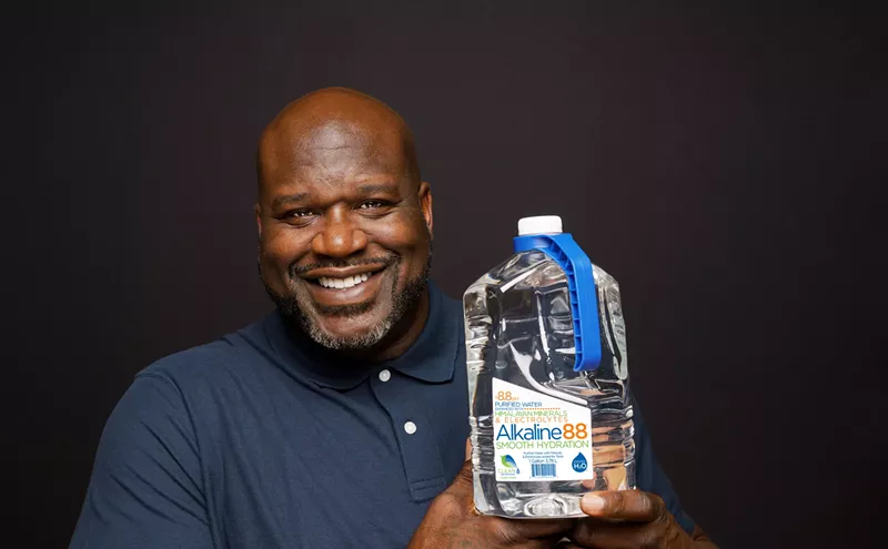 Image: Roundup: The Latest on To-Go Cocktails, Chandler Nixes Downtown Patios, and Shaq News