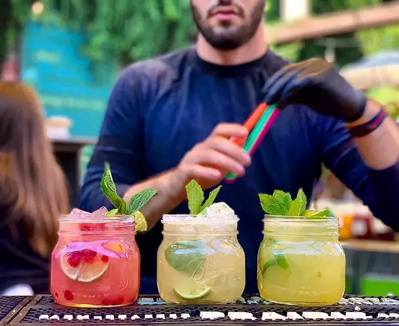 Image: To-go cocktails are almost certainly coming back this fall.