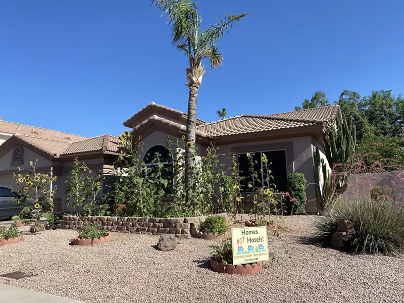 Image: Neighbors of some short-term rental homes in Scottsdale want to see more regulation.