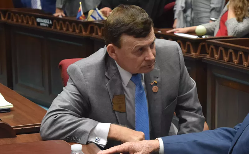 Image: Small-town mayors to attend forum hosted by accused child molester