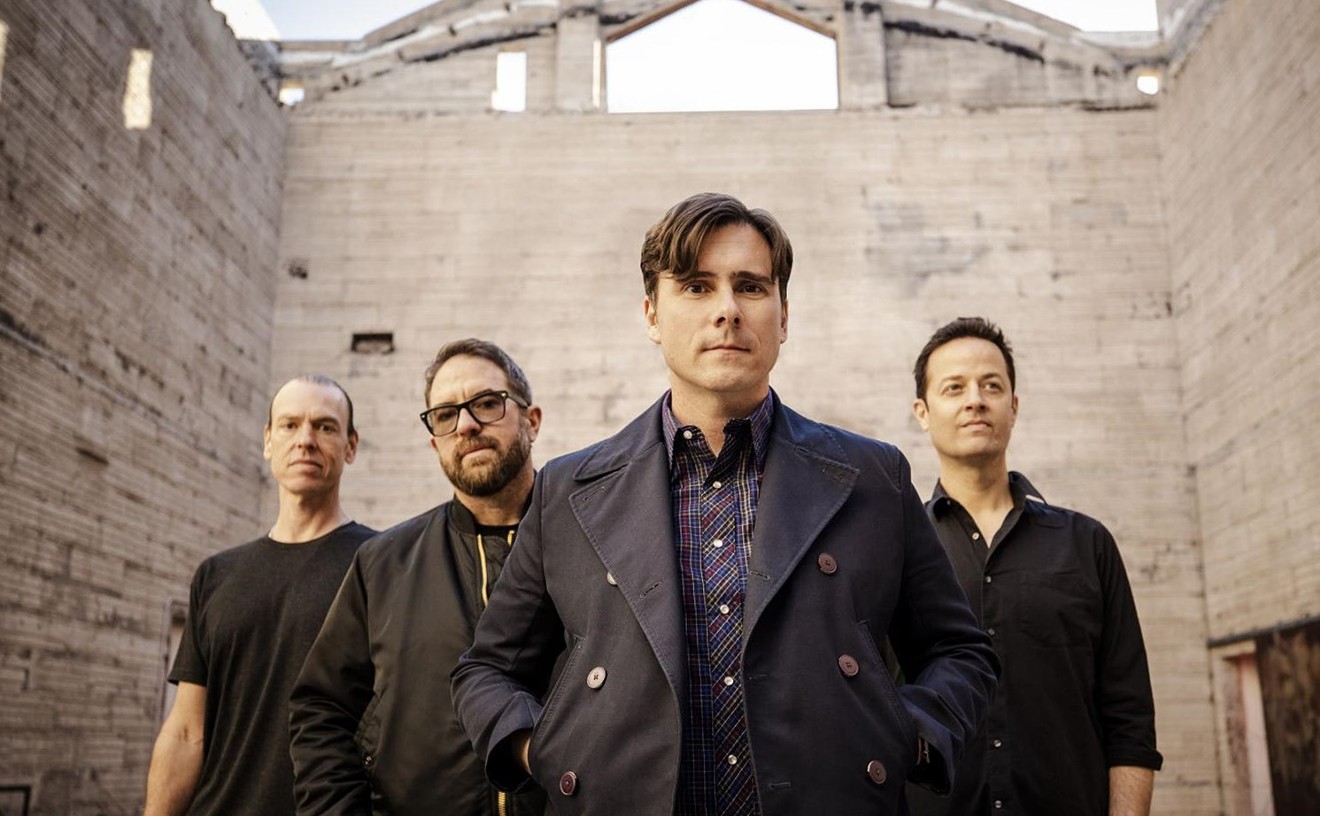 Surviving in a Pandemic: Jimmy Eat World's First 'Phoenix Sessions' Show