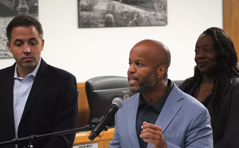 Image: Tempe mayor defends fast-tracked change to divisive parks ordinance