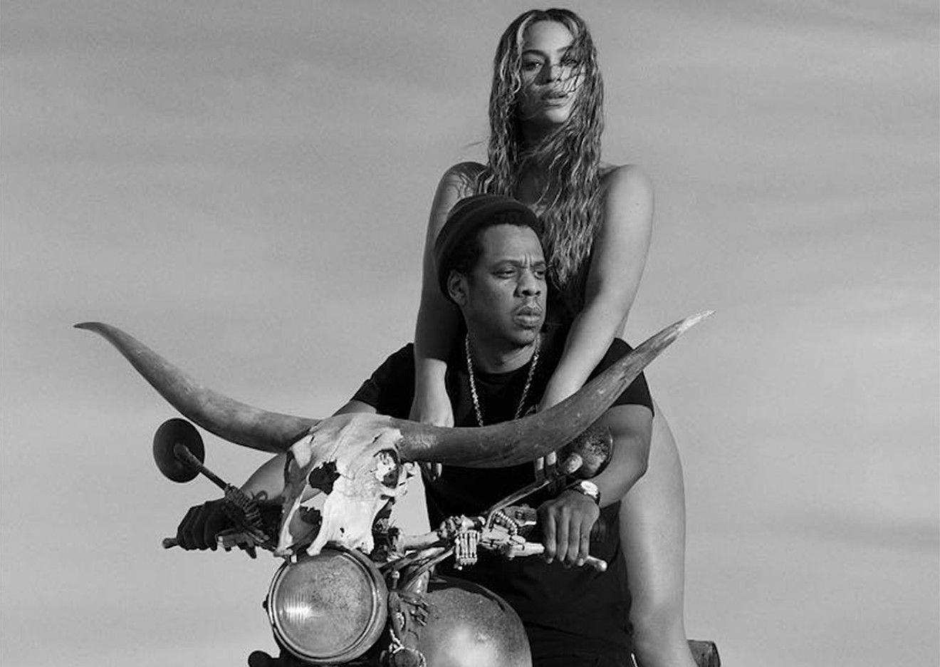 Beyoncé and Jay-Z are scheduled to perform on Wednesday, September 19, at State Farm Stadium in Glendale.