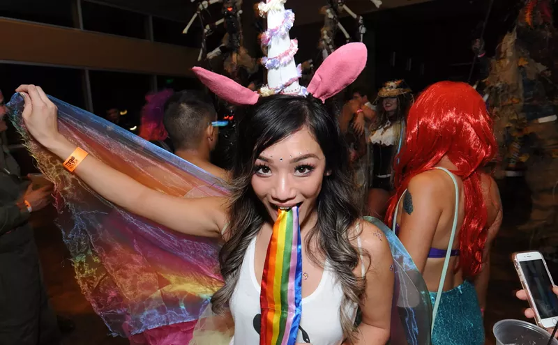 Image: The 10 Best Costumes We Saw During Halloween 2017