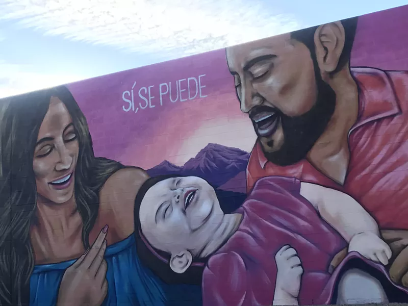 Image: The Sí, Se Puede mural at Chicano Por La Causa.