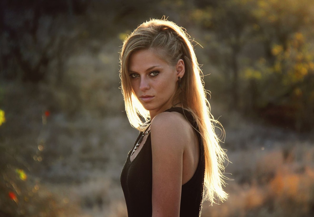 Nora en Pure is scheduled to perform on Friday, December 8, at Maya Day & Nightclub in Scottsdale.