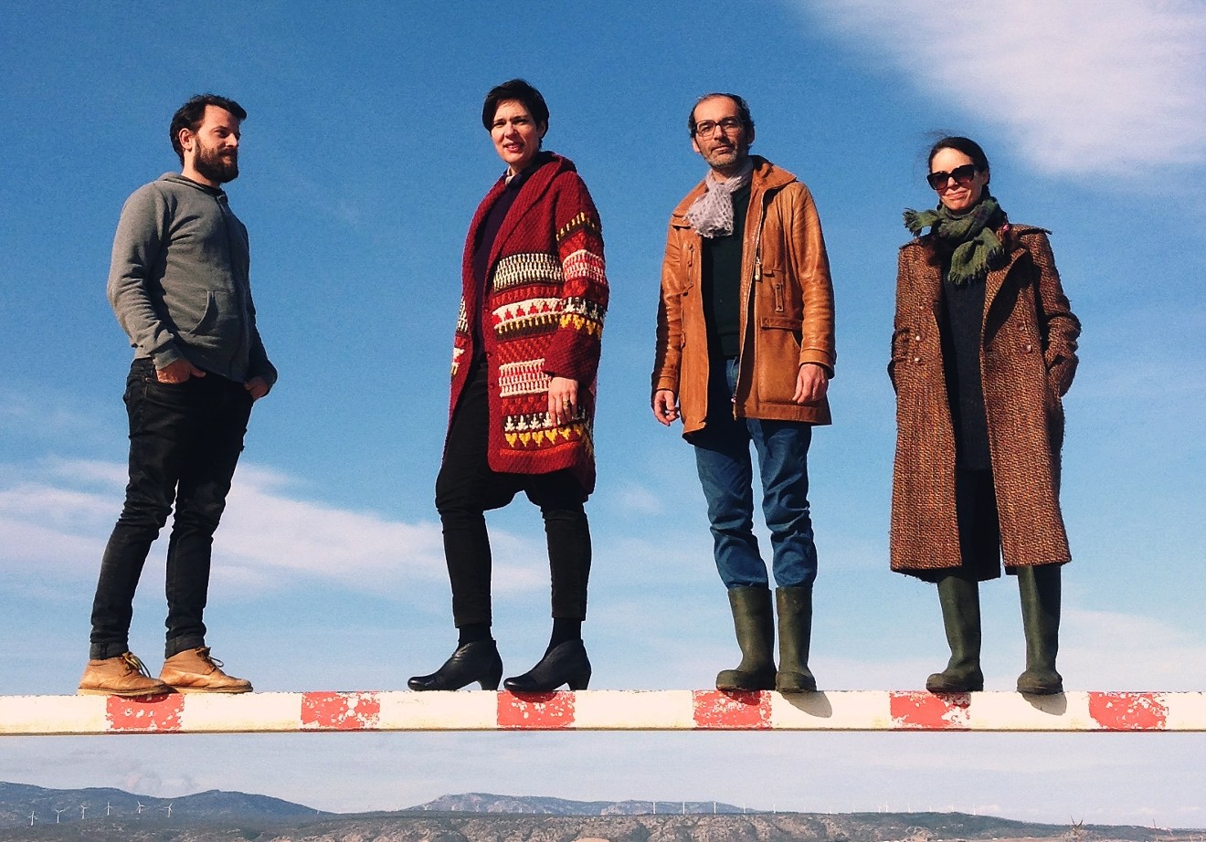 Lætitia Sadier and the other members of her Source Ensemble.