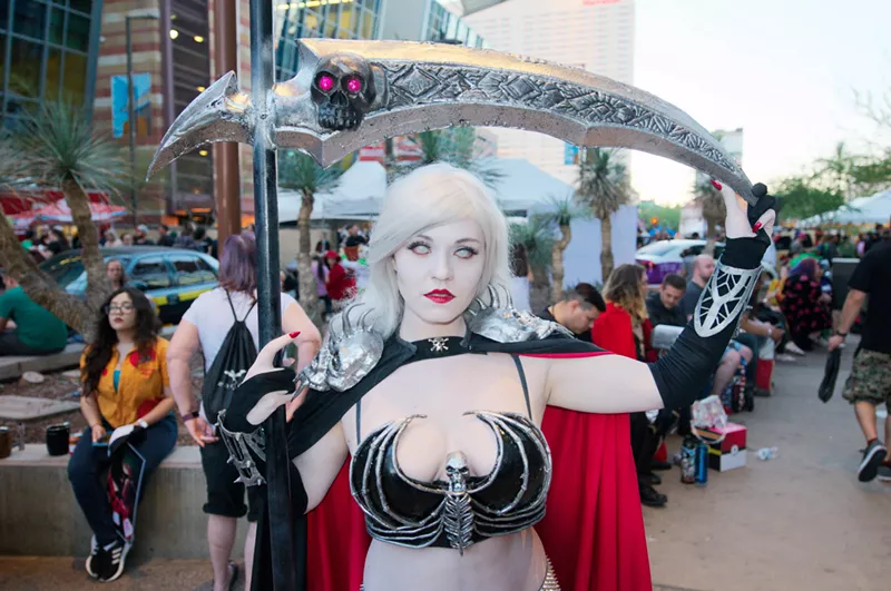 Image: A Lady Death cosplayer outside of the Phoenix Convention Center at Phoenix Fan Fusion 2019.