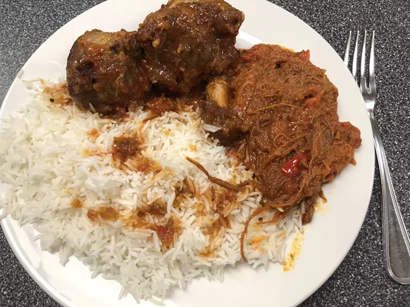 Image: A plate of Ropa Vieja from Fe La Cubana.