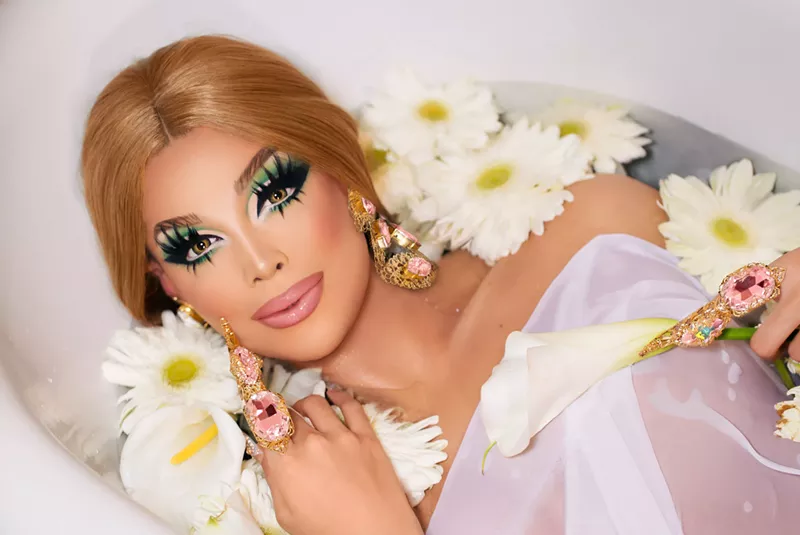 Image: Oh yes, Valentina is back in Phoenix.