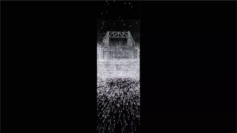 Image: Leo Villareal, Point Cloud (ASU), 2020.