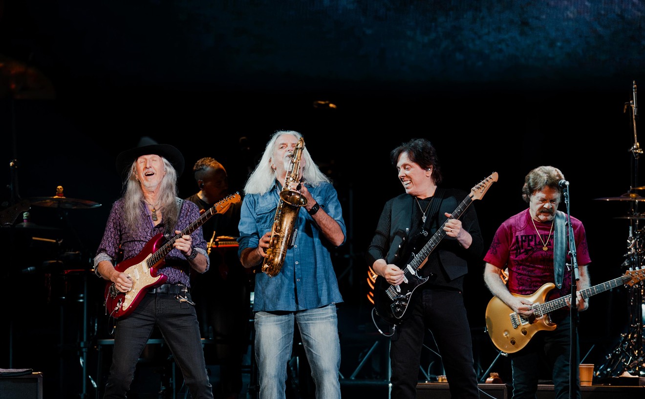 The Doobie Brothers concert brought timeless grooves to Phoenix