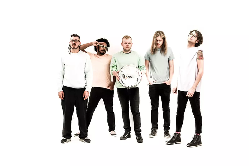 Image: Paper Foxes have returned with an excellent new single in "Crystal Ball."