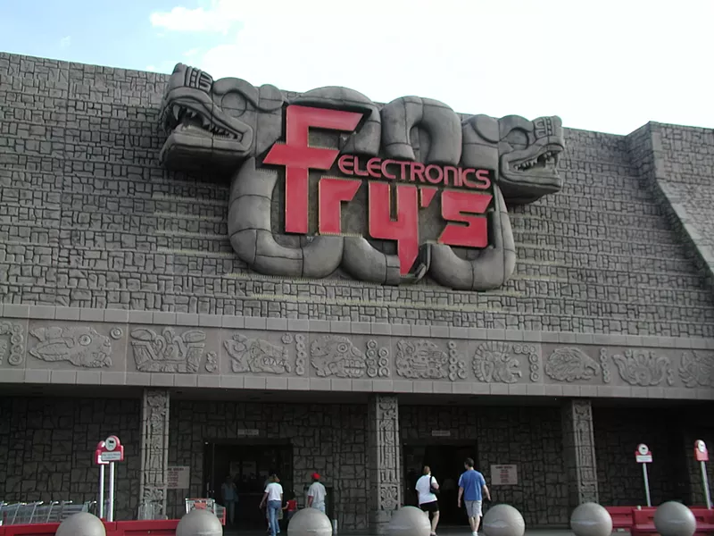 Image: The Aztec-themed Fry's Electronics on Thunderbird Road in north Phoenix.
