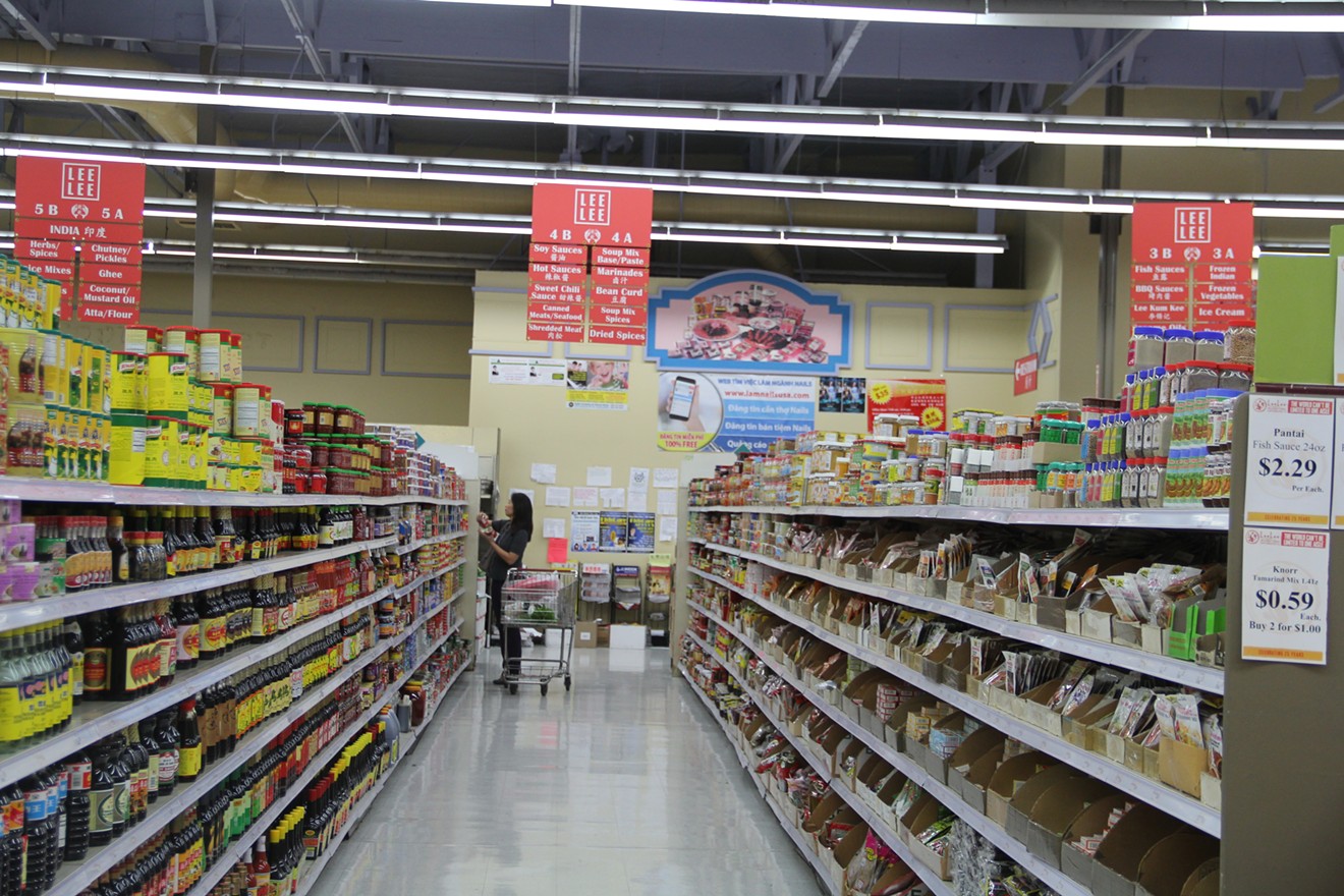 One of the multiple aisles in Lee Lee market.
