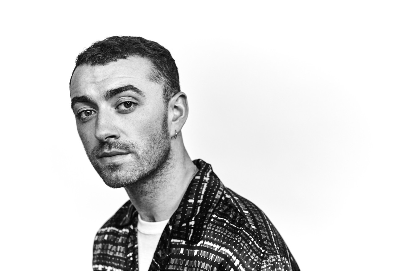 Sam Smith arrives at Gila River Arena on August 30.