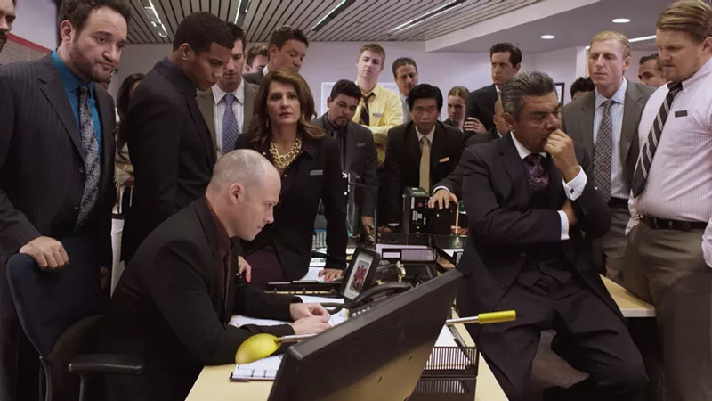 Image: Nia Vardalos and George Lopez star in Car Dogs.
