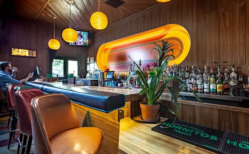 Image: Thunderbird Lounge