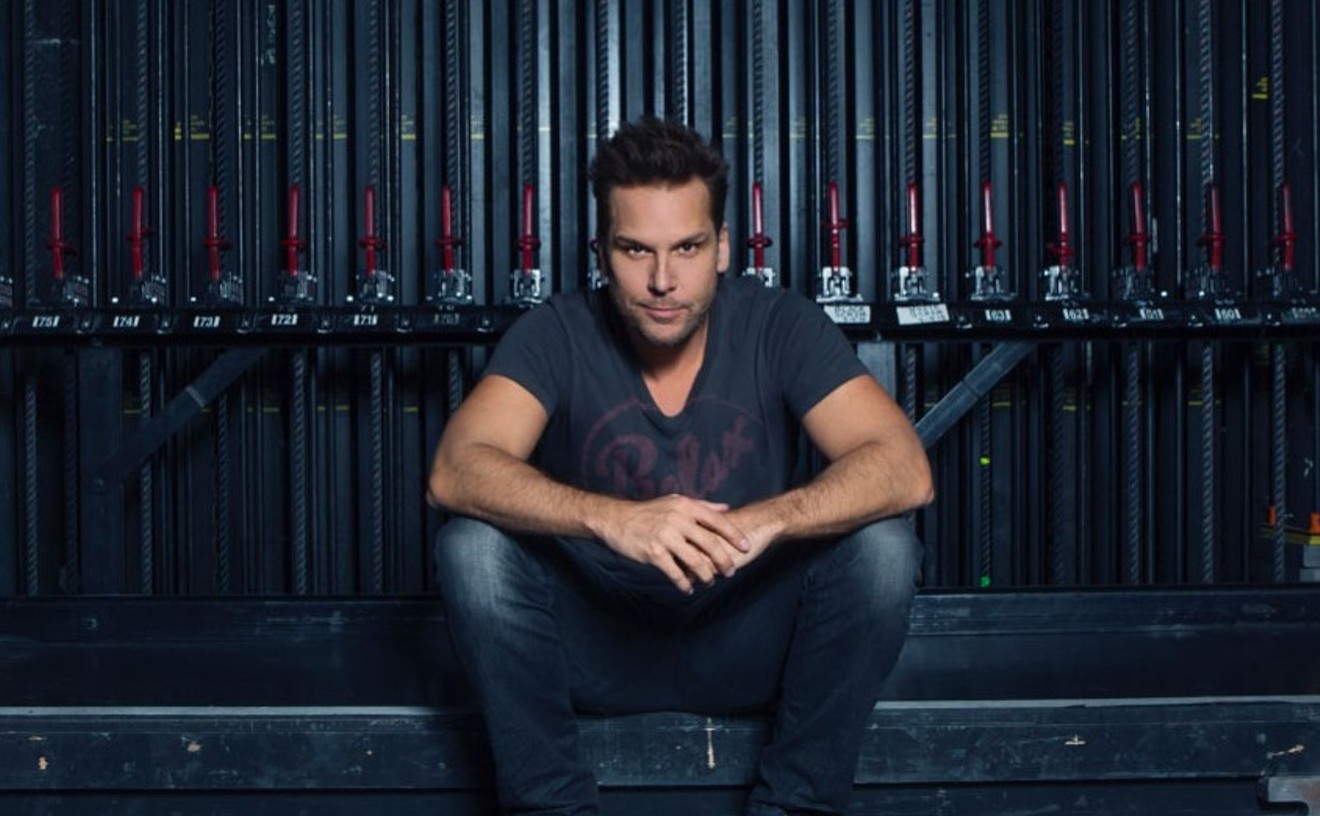 Tickets now on sale for comedian Dane Cook's Phoenix show