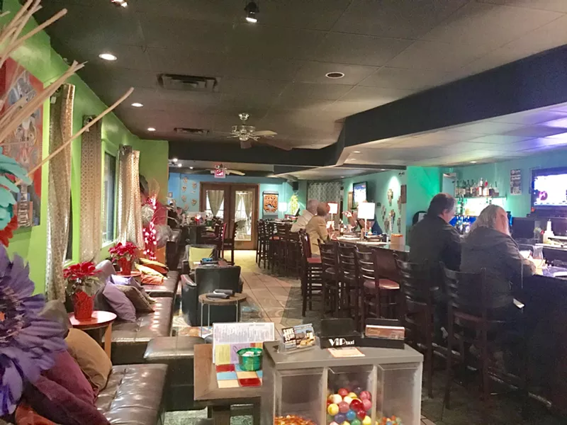 Image: The bar at Ticoz. The same interior decorator did Nemo's tank, we're pretty sure.