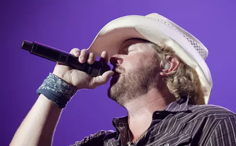 Image: Toby Keith: Why we just can't hate the guy