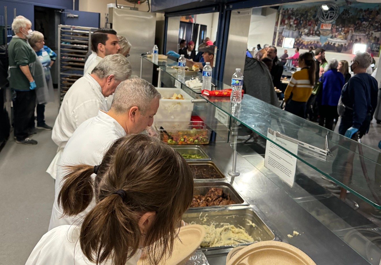Several Valley chefs came together to create a steak lunch for more than 1,000 unsheltered people in Phoenix. The meal was hosted at St. Vincent de Paul in its downtown Phoenix location as part of the Key Campus (formerly the Human Services Campus).