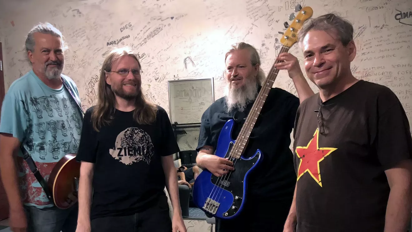 تور دریک بوستروم تاکس از Meat Puppets، آلبوم زنده جدید و اتفاقات بعدی