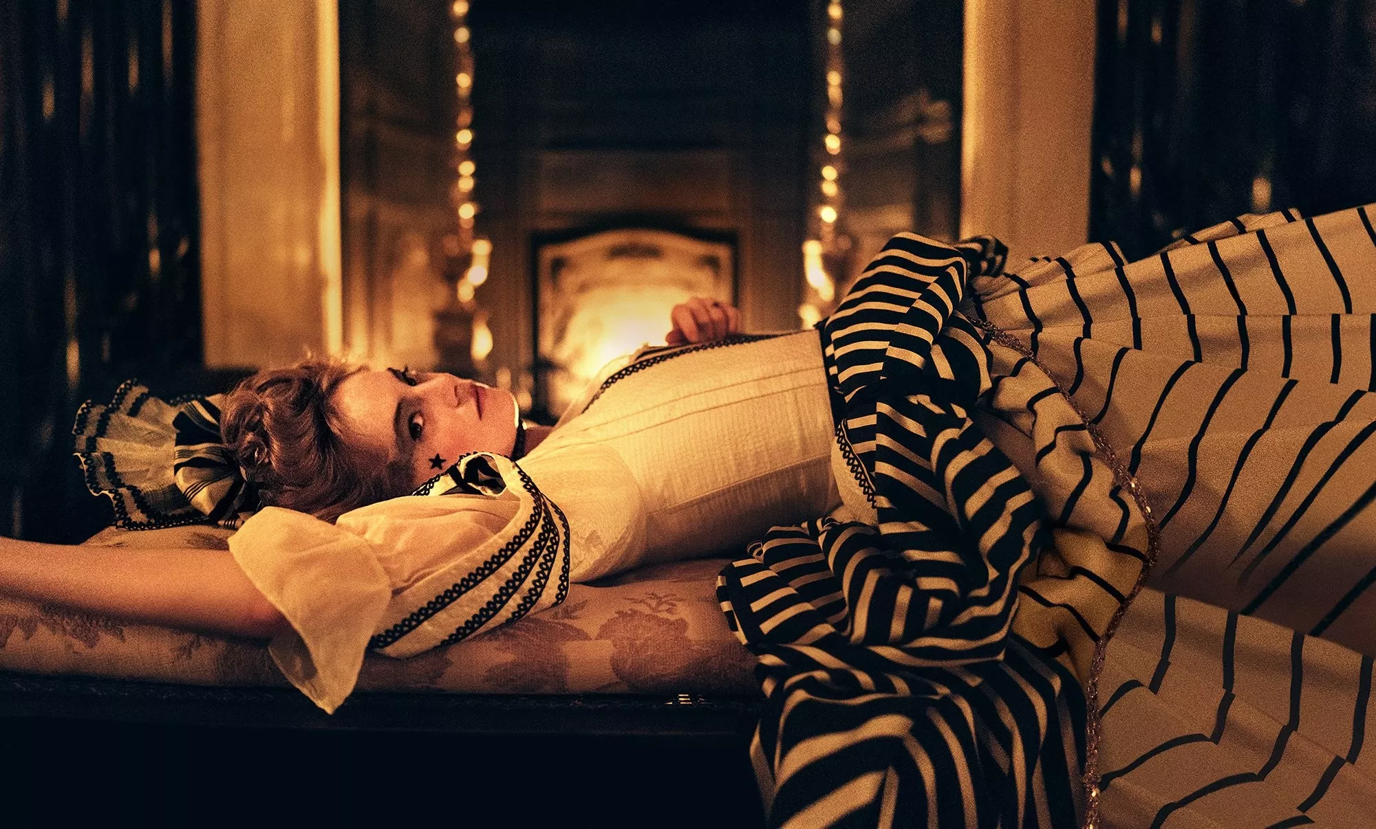 Academy Award winner Emma Stone plays the impoverished, fallen-from-grace Abigail, the daughter of a one-time nobleman who lost her in a card game, in Yorgos Lanthimos’ The Favourite. - ATSUSHI NISHIJIMA/COURTESY OF TWENTIETH CENTURY FOX