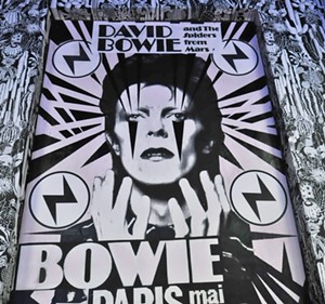 Artwork immortalizing David Bowie inside Stardust Pinbar. - BENJAMIN LEATHERMAN