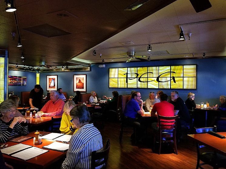 Phoenix City Grille is a popular and longstanding neighborhood tavern in uptown Phoenix's Madison neighborhood. - PATRICIA ESCARCEGA