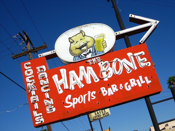 Hambone Sports Bar in Mesa. - NEW TIMES ARCHIVE