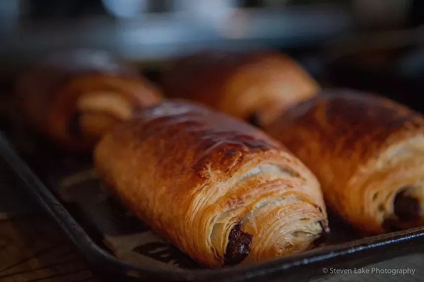 Zinque chocolate croissant.