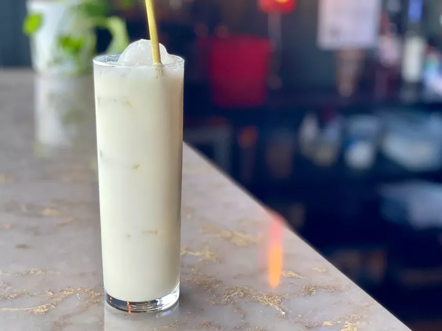 Pilvo citrinžolė ir liepų lapų horchata nukelia jus į vietas. - ALISON YOUNG