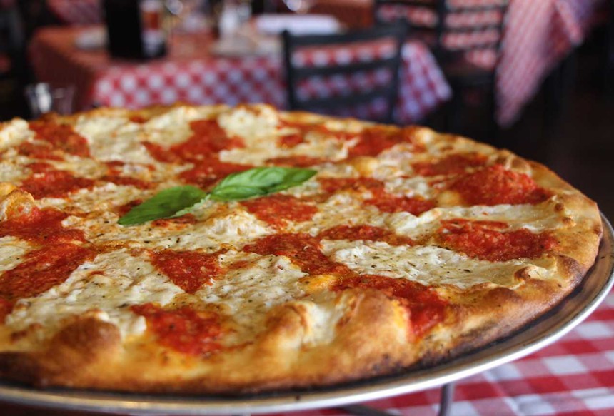 Grimaldi's Pizzeria celebra toda la semana a los papás en honor al día del padre.  - La pizza de Grimaldi