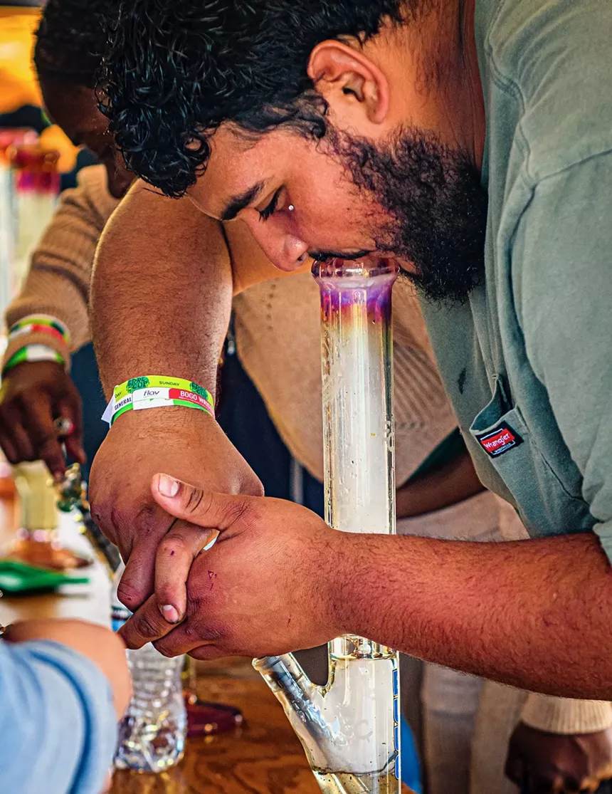 Bong Wars contestant