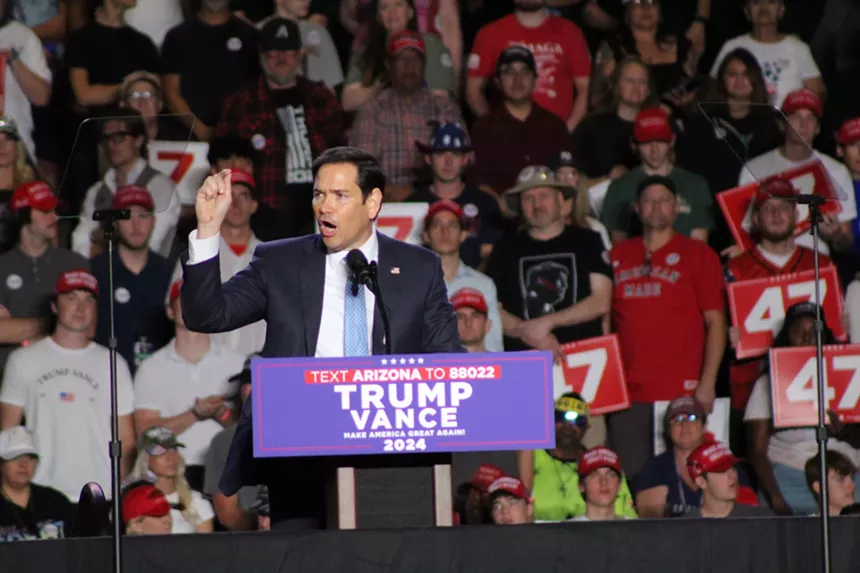 marco rubio at a donald trump rally