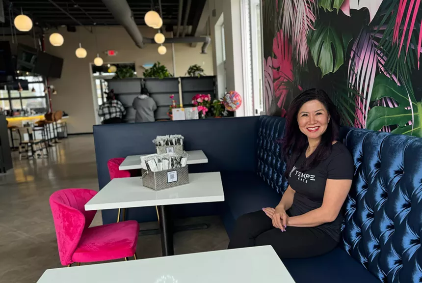 Teresa Nguyen sits in Sobremesa.