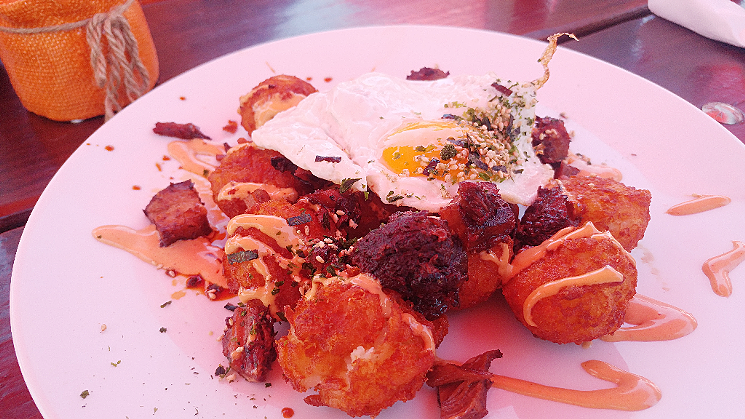 The loaded tater tots at Handlebar Diner are available in two different versions. - PATRICIA ESCARCEGA