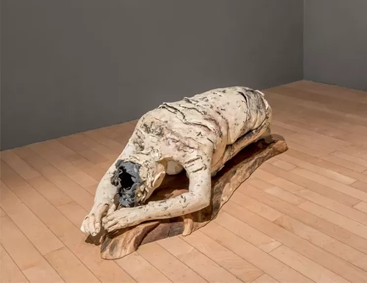 Constance McBride, Balasana, 2016. Ceramic, under glaze, stains, wax, wire. Courtesy of the artist. - WILLIAM LEGOULLON