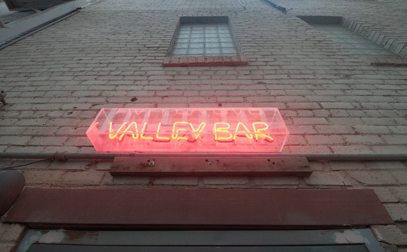 Valley Bar