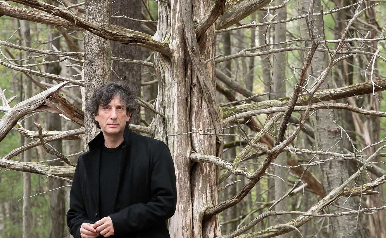 Neil Gaiman discusses his career as a comic book author, novelist, screenwriter, and voice actor at MAC.