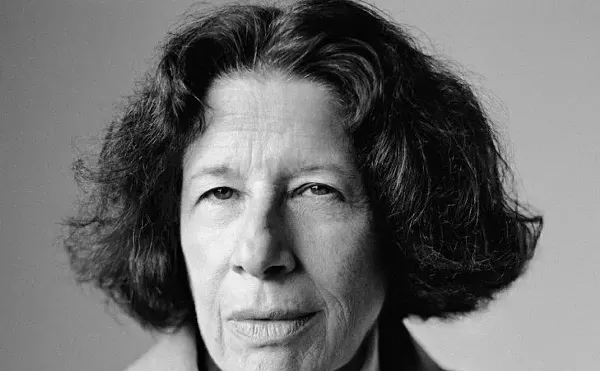 Fran Lebowitz Talks Scorsese, Smoking, and Her Scottsdale Show