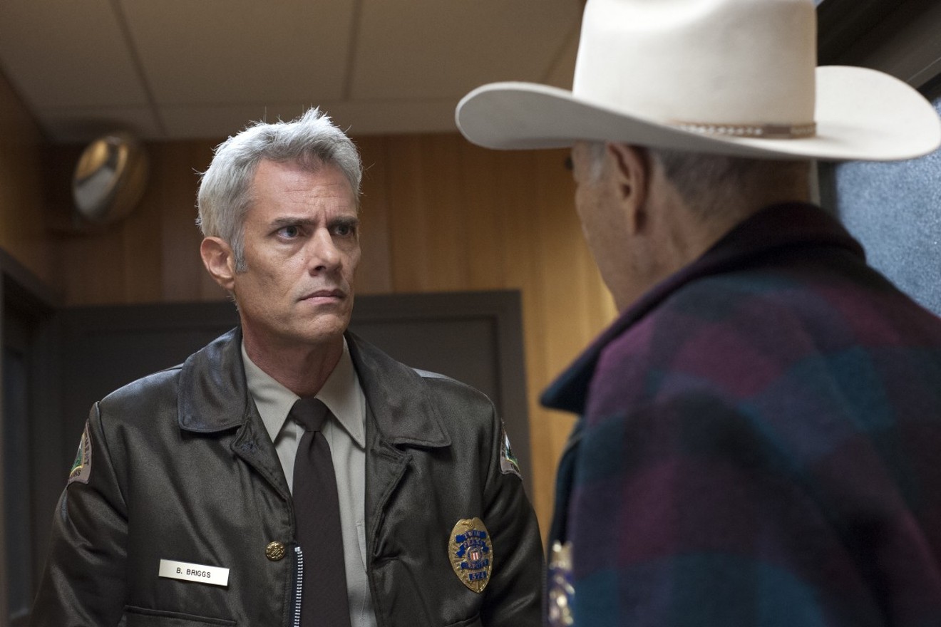 In Twin Peaks: The Return, Dana Ashbrook (left) is also back as Bobby Briggs, a onetime hunk who is now a deputy and divorced dad.