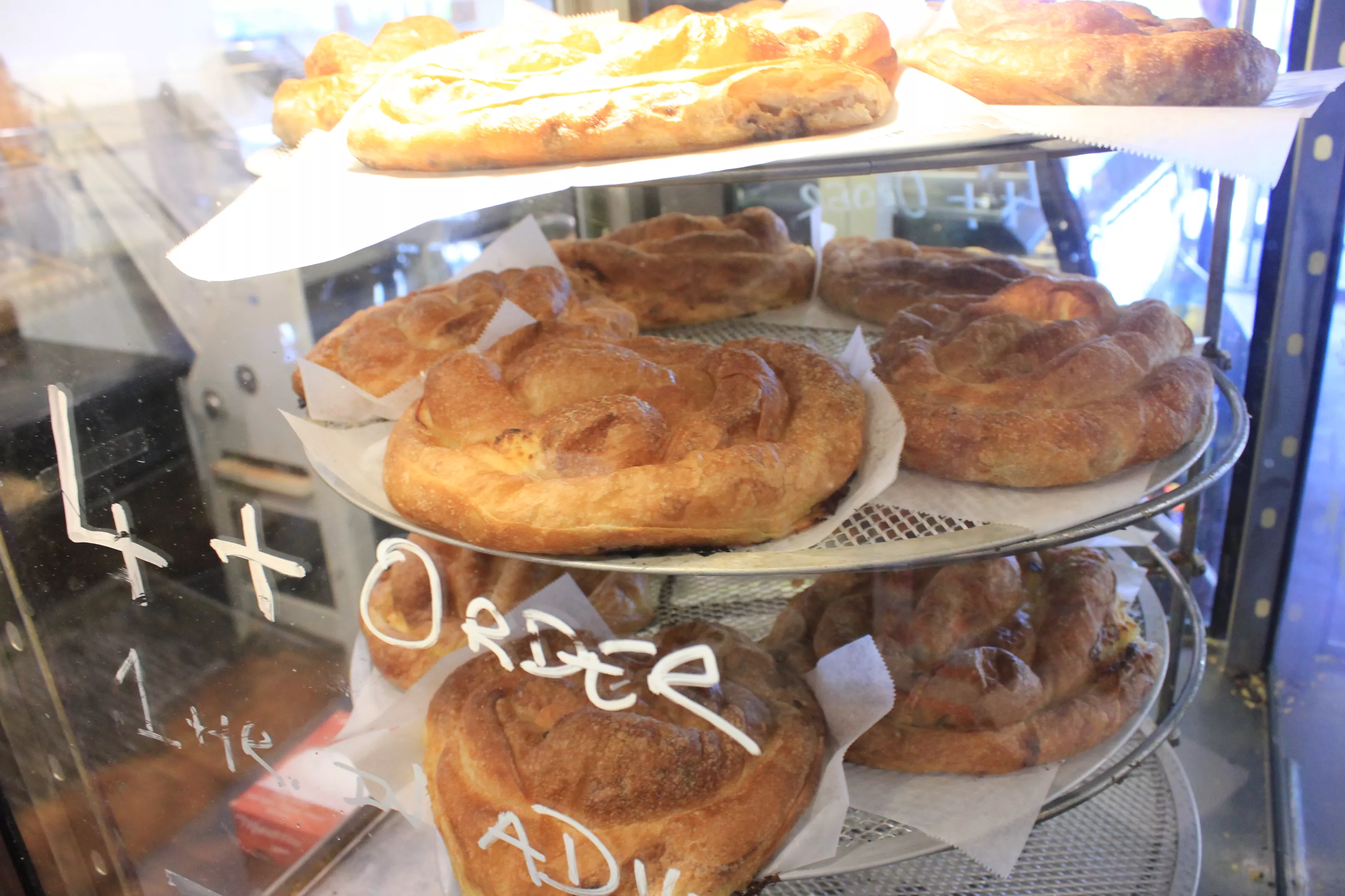 Buttercream Petit Fours From Mortensen Bakery In Solvang Ca Just Desserts Cupcake Cakes Desserts