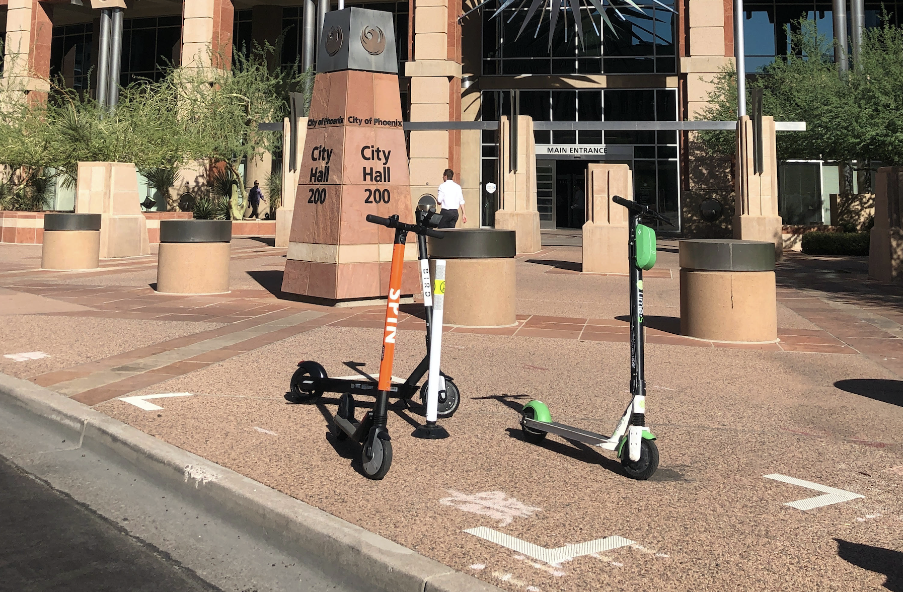 You Need to Know About E-Scooters in Phoenix | Phoenix Times