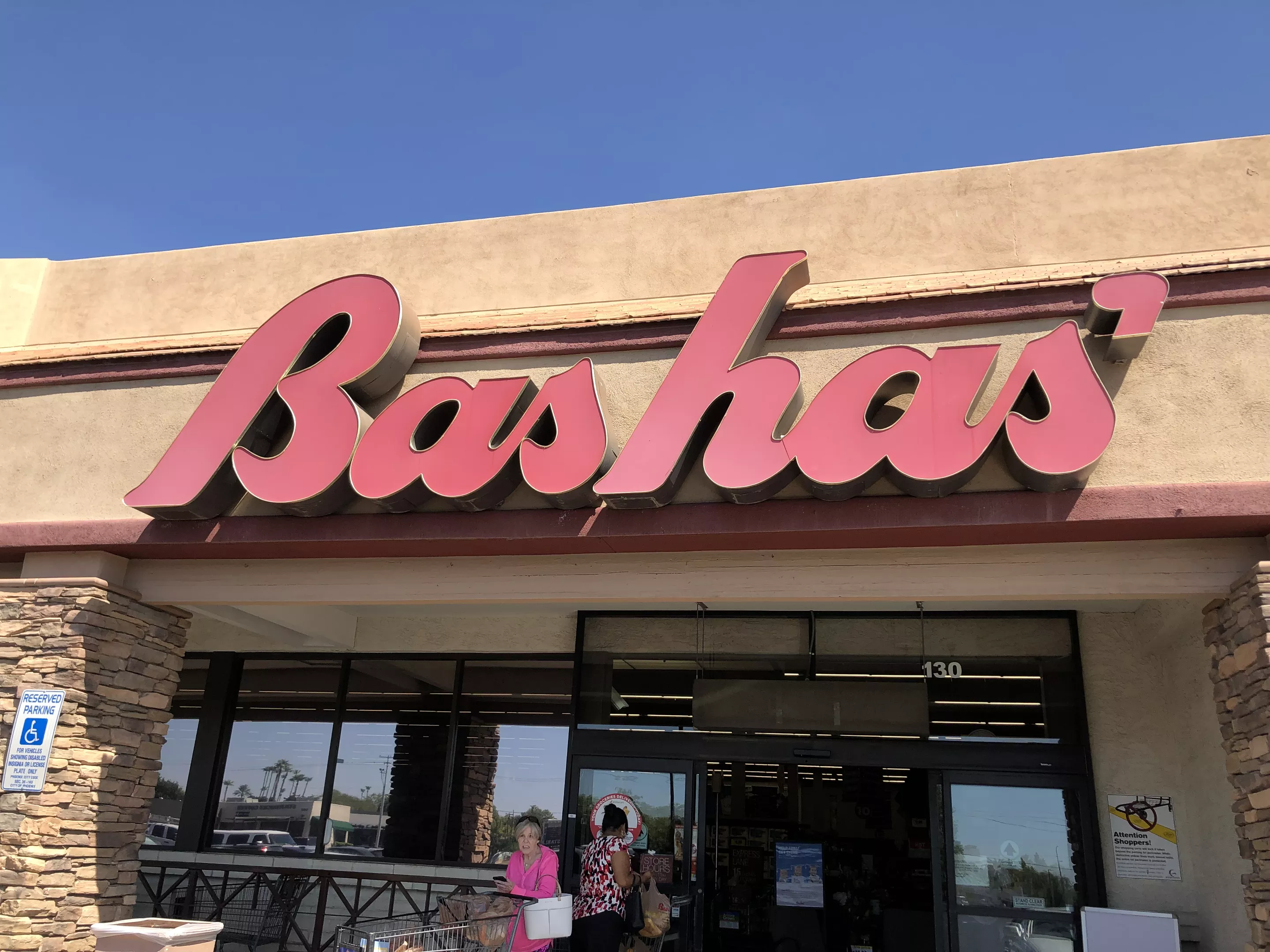 Table Scraps Food Rescue and Sustainability Efforts at Arizona Grocery